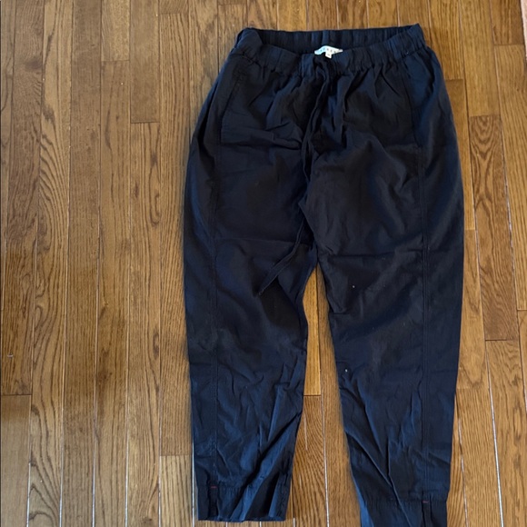 Xirena Black Drawstring Pants - Picture 1 of 3